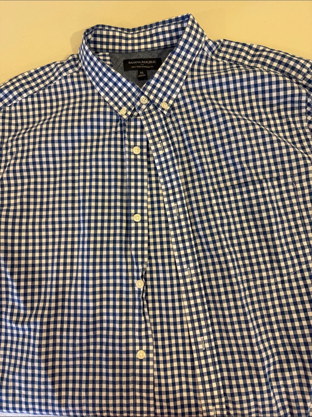 Men’s XL Banana Republic Navy and White Gingham Button-Down Shirt